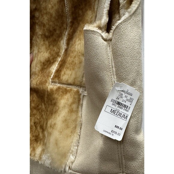 Romeo + Juliet Couture women size medium faux fur polyester vest - Picture 11 of 11